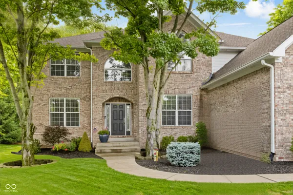 $749,999 | 7510 Sedge Meadow Drive, Indianapolis, IN 46278