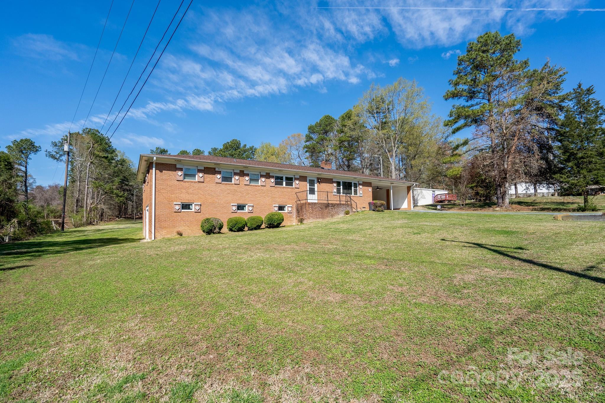 40359 Barnhardt Road New London, NC 28127 - Photo 5 of 41 Gallery Image 5