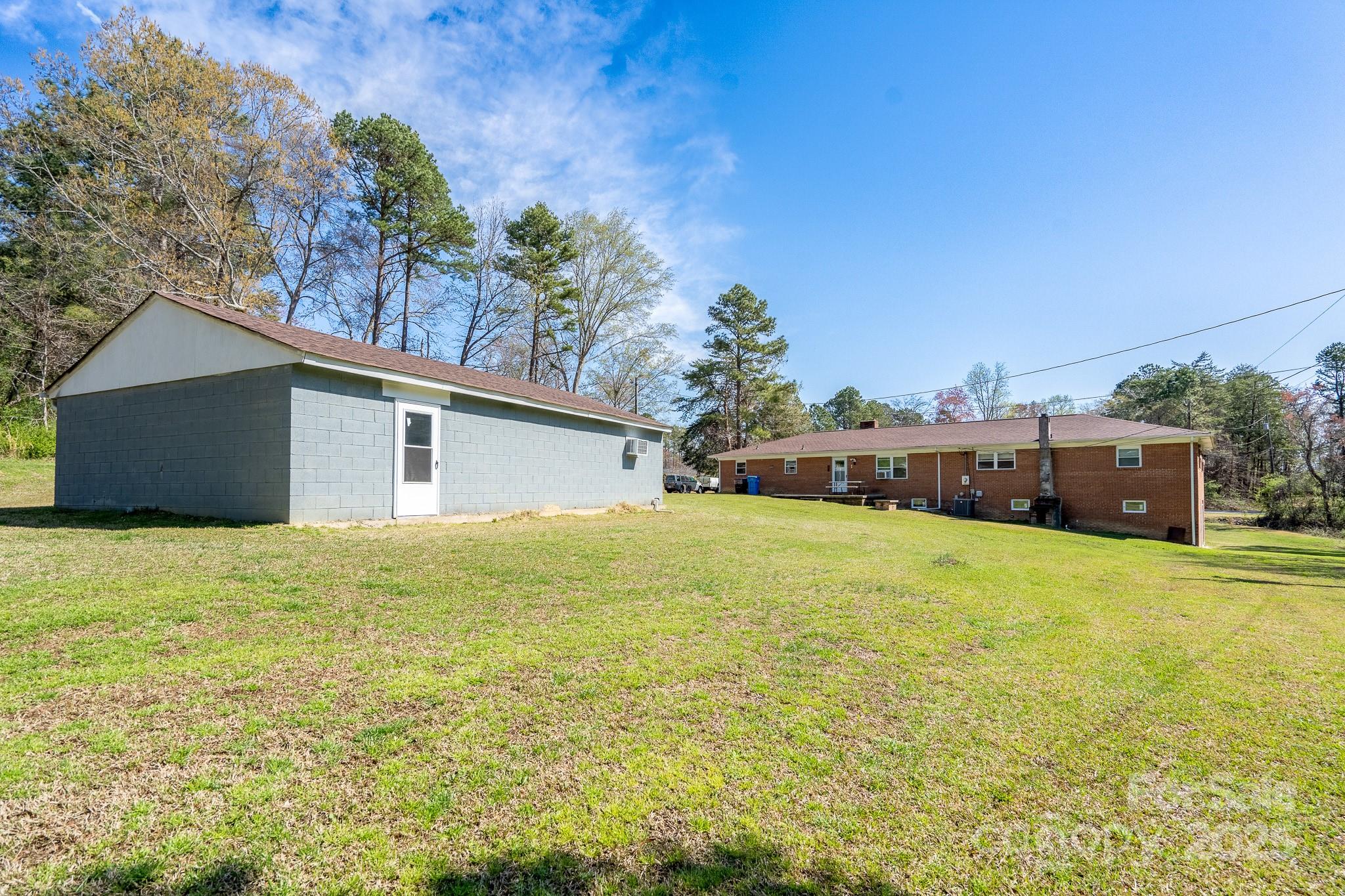 40359 Barnhardt Road New London, NC 28127 - Photo 8 of 41 Gallery Image 8