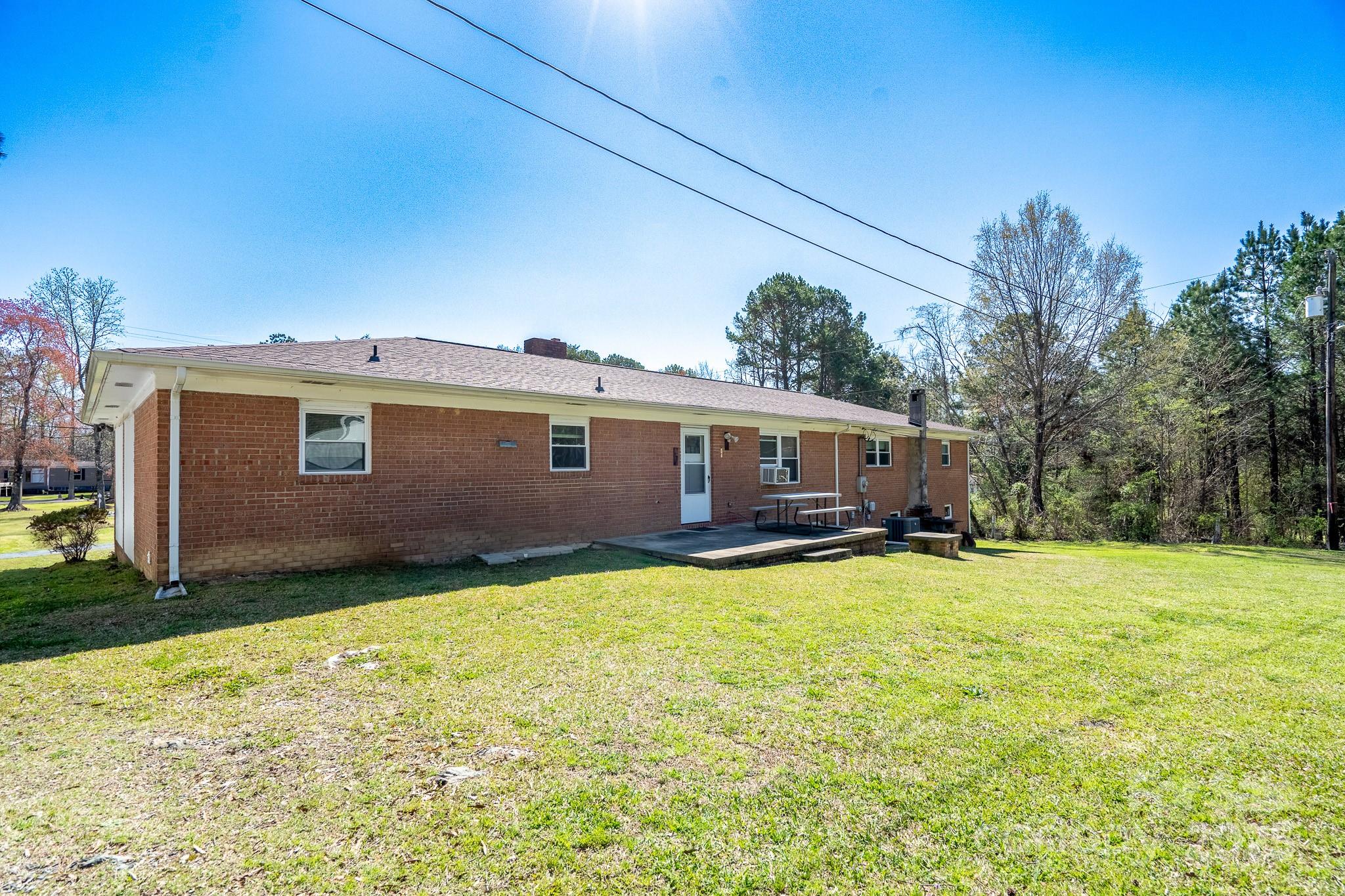 40359 Barnhardt Road New London, NC 28127 - Photo 9 of 41 Gallery Image 9