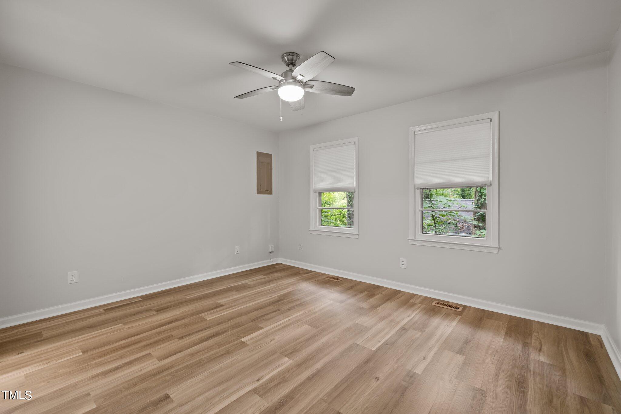 2909 Oberry Street Raleigh, NC 27607 - Photo 8 of 19 2909 2nd bedroom