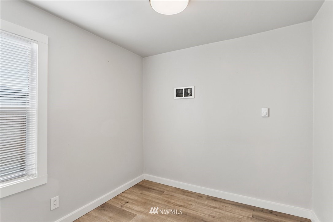 2115 Maple Street Everett, WA 98201 - Photo 17 of 23 Gallery Image 17