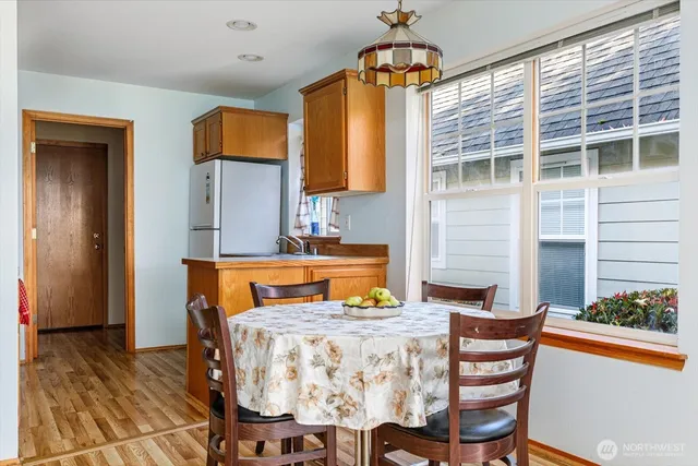 $315,000 | 161 West Whidbey Avenue, Unit 5, Oak Harbor, WA 98277