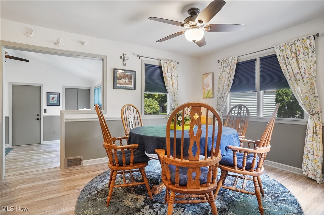 3055 Lake Road Silver Lake, OH 44224 - Photo 16 of 49
