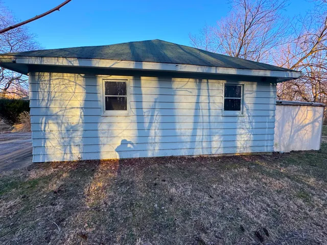 $1,790,000 | 8322 West East Road, Three Oaks, MI 49128