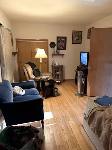 $1,790,000 | 8322 West East Road, Three Oaks, MI 49128