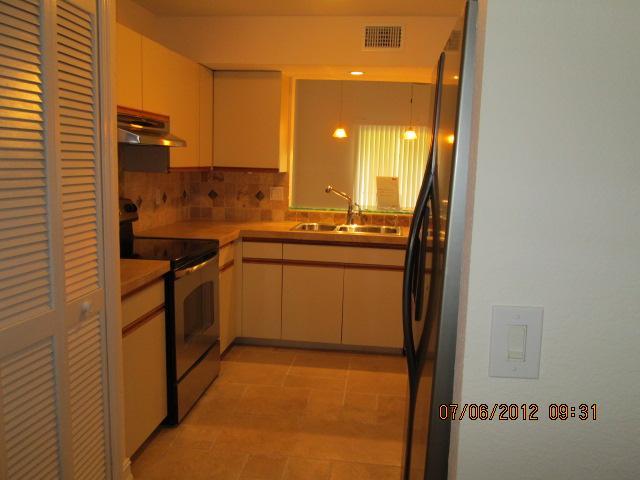10253 Riverbend Terrace Boca Raton, FL 33498 - Photo 3 of 14 Additional Photo
