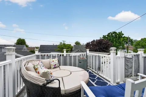$839,000 | 1438 Harding Street, North Bellmore, NY 11710