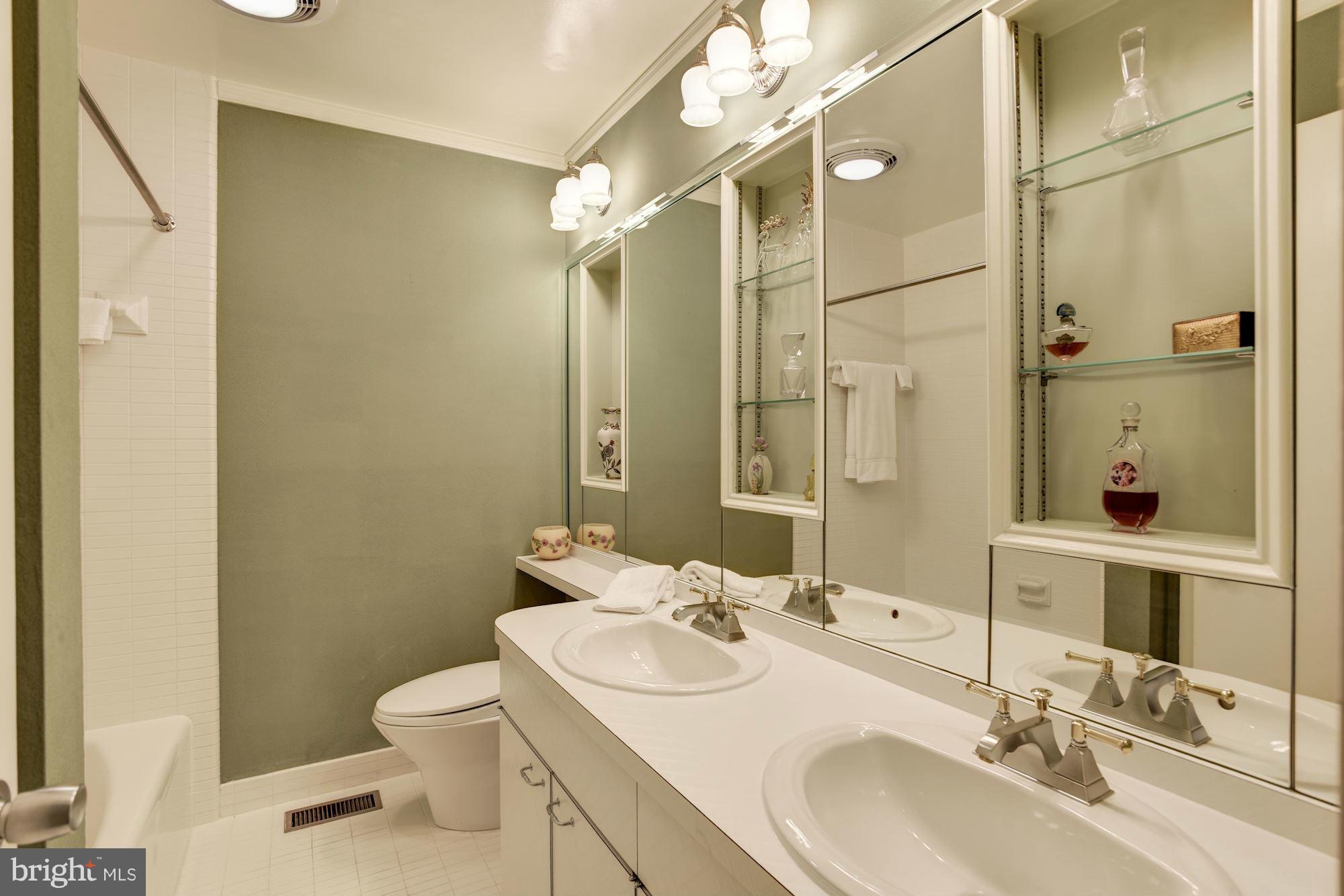 1411 Autumn Leaf Road Baltimore, MD 21286 - Photo 20 of 30 Beautiful renovation!
