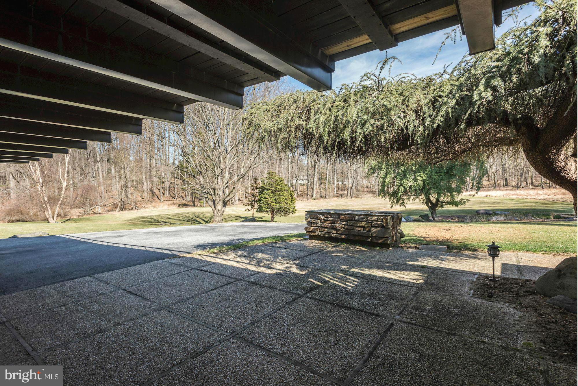 1411 Autumn Leaf Road Baltimore, MD 21286 - Photo 28 of 30 Huge patio with built-in grill