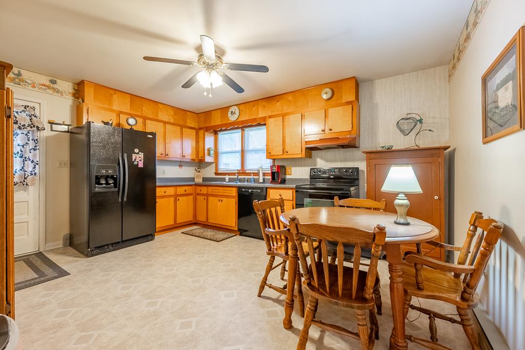 143 Gilland Road Max Meadows, VA 24360 - Photo 10 of 40 Gallery Image 10
