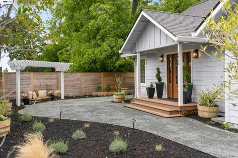 $1,365,000 | 2464 Larkey Lane, Walnut Creek, CA 94597