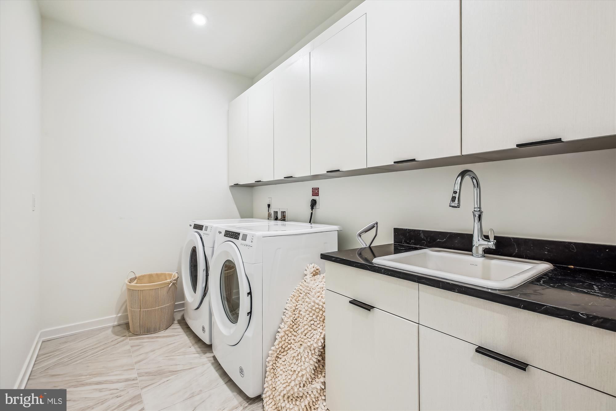 7585 Sawyer Farm Way, Unit 904 McLean, VA 22102 - Photo 14 of 40