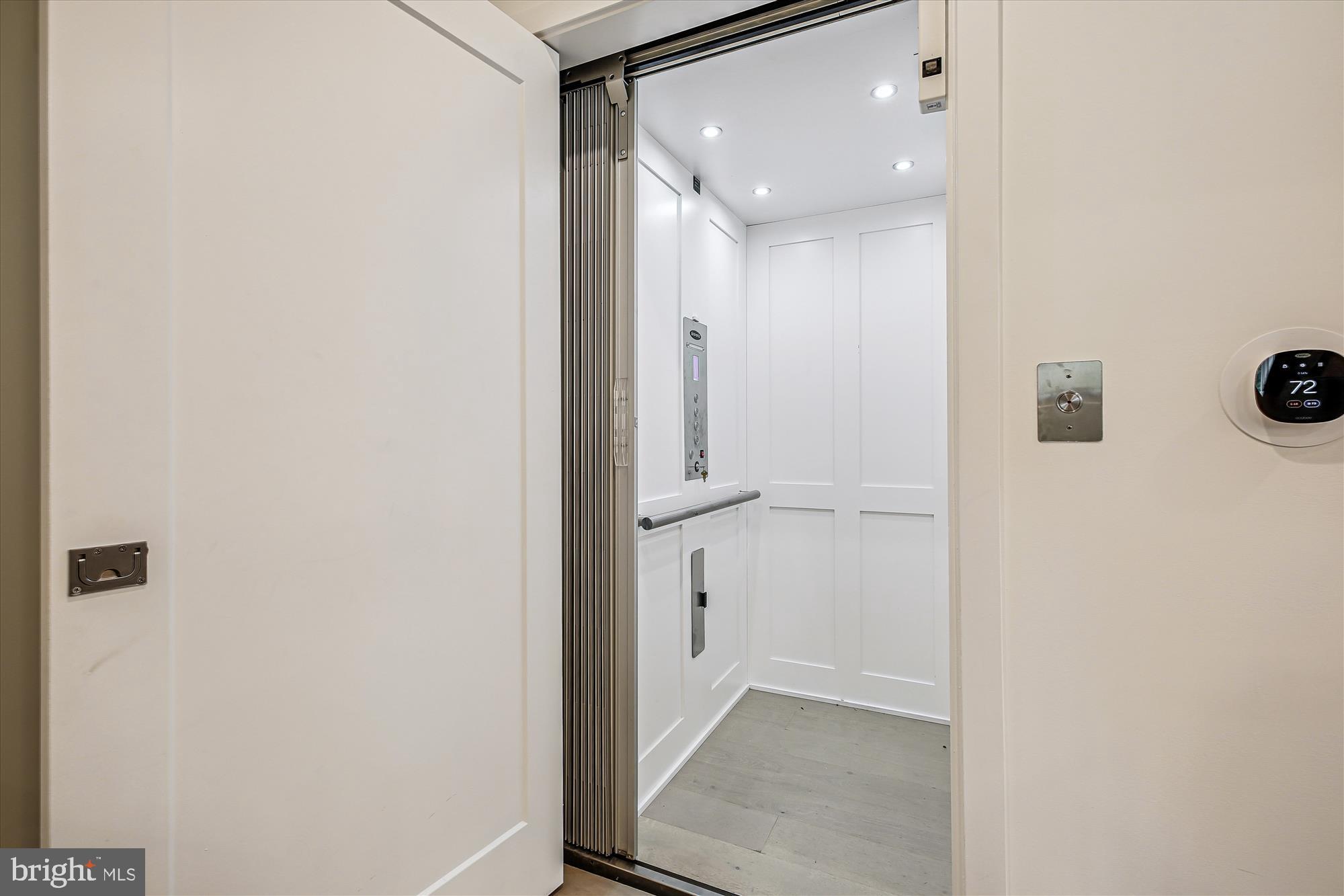 7585 Sawyer Farm Way, Unit 904 McLean, VA 22102 - Photo 15 of 40