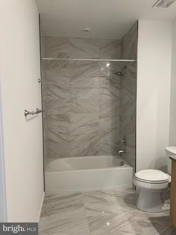 $1,298,000 | 7585 Sawyer Farm Way, Unit 904, McLean, VA 22102