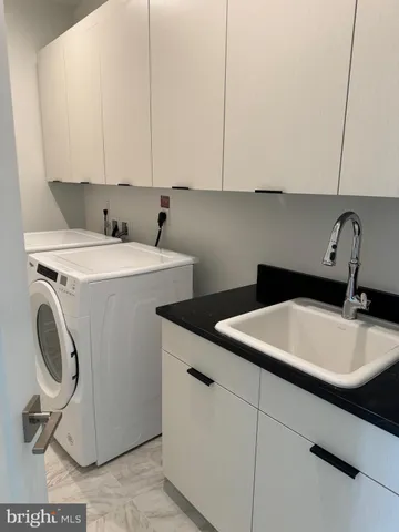 $1,298,000 | 7585 Sawyer Farm Way, Unit 904, McLean, VA 22102