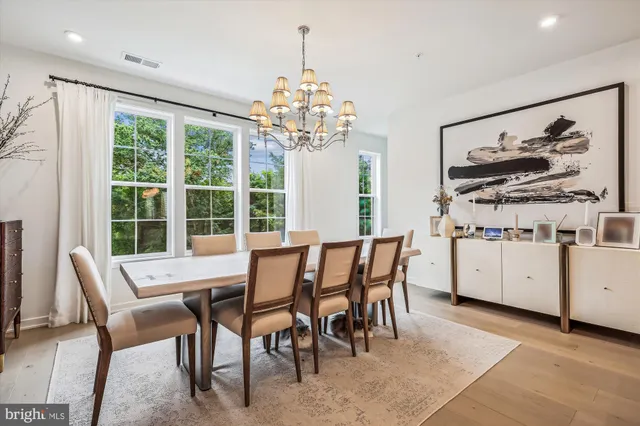 $1,298,000 | 7585 Sawyer Farm Way, Unit 904, McLean, VA 22102