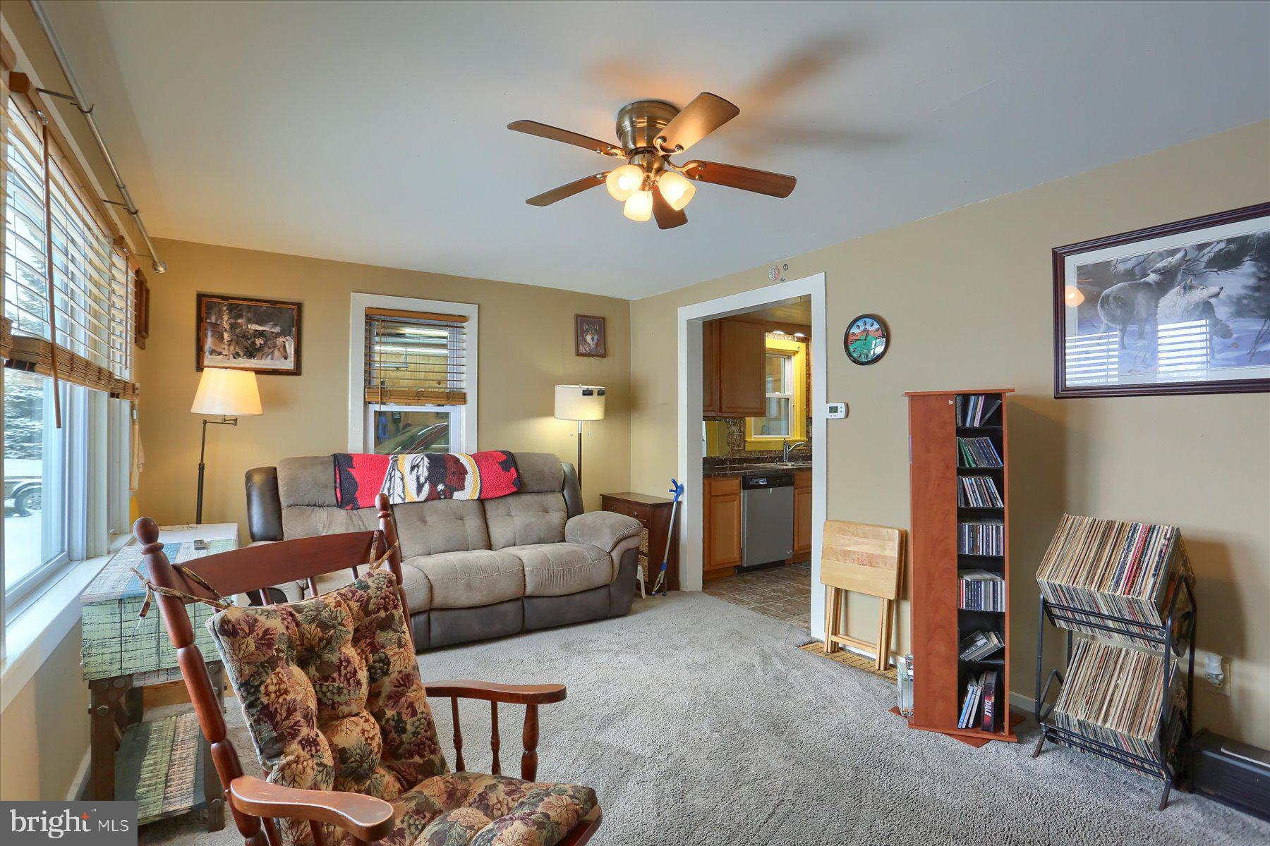 170 Oakhill Road Carlisle, PA 17015 - Photo 7 of 33 Gallery Image 7