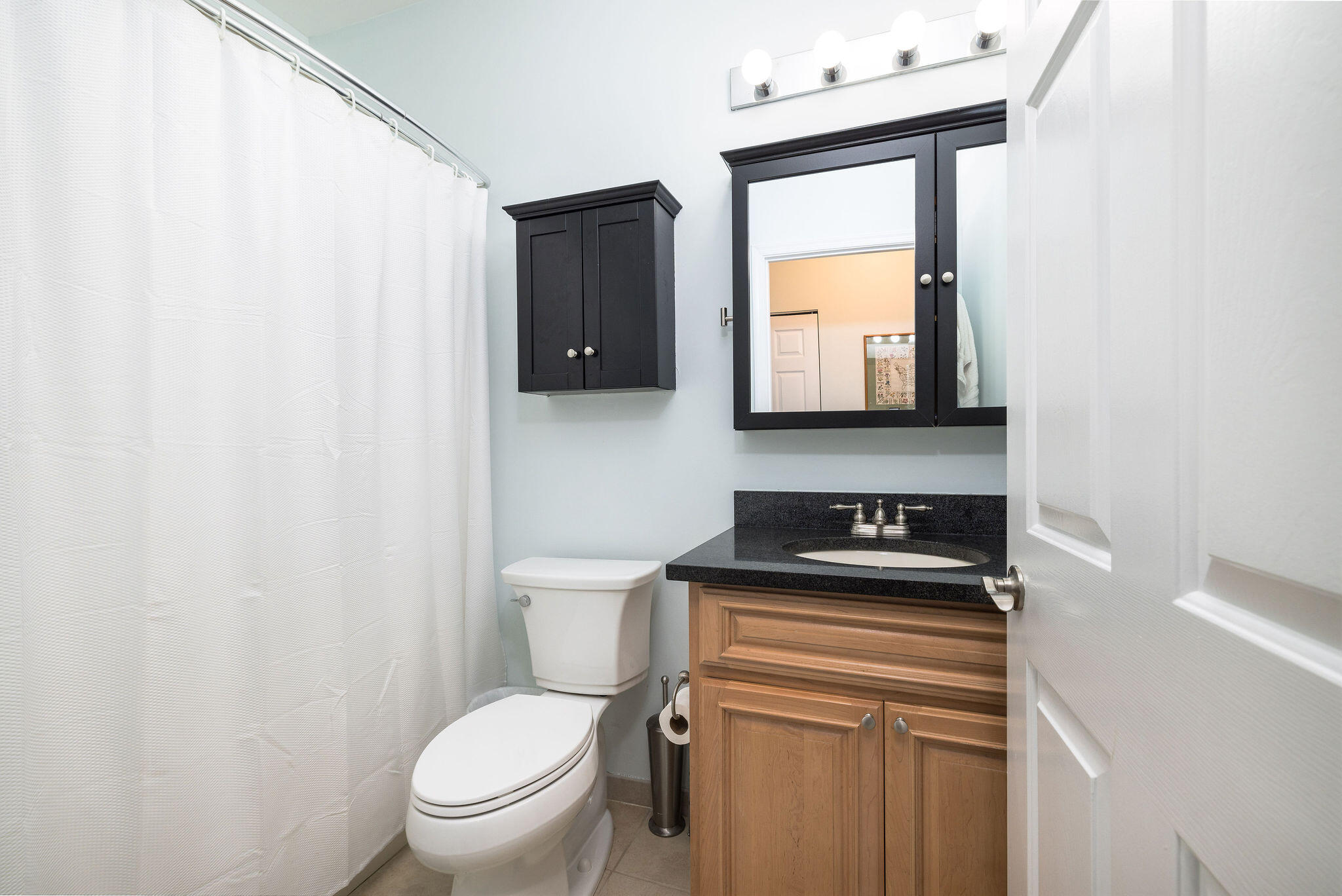 1984 Folly Road, Unit B303 Charleston, SC 29412 - Photo 17 of 34 Second Bathroom