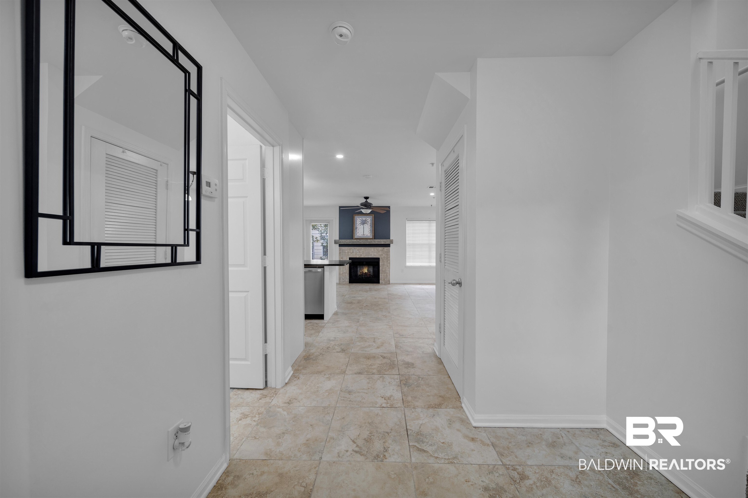 1517 Regency Road, Unit 142 Gulf Shores, AL 36542 - Photo 4 of 49 Entry view 2