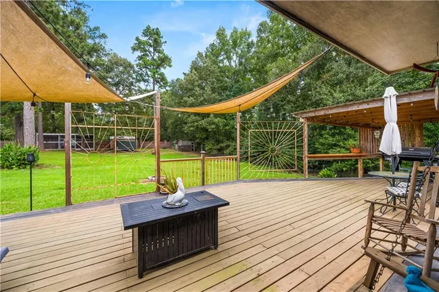 $323,000 | 255 Mosby Drive, Pineville, LA 71360