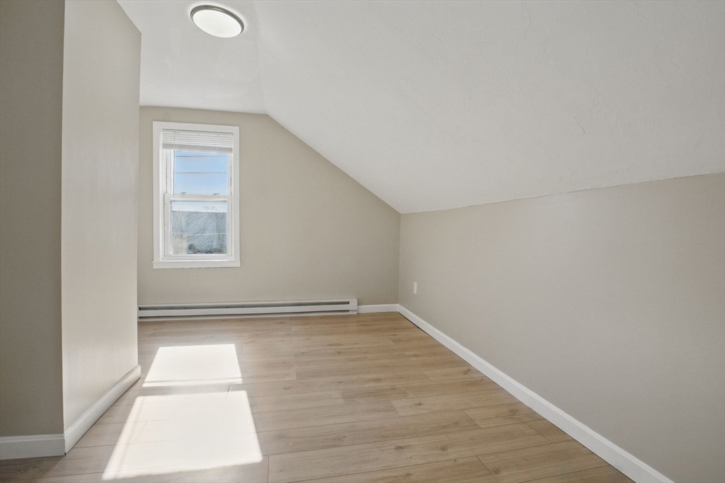 19 Myrtle Avenue Webster, MA 01570 - Photo 33 of 41