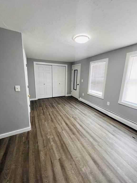 19 Myrtle Avenue Webster, MA 01570 - Photo 8 of 41