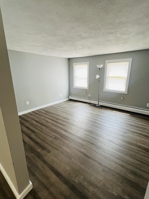 19 Myrtle Avenue Webster, MA 01570 - Photo 9 of 41