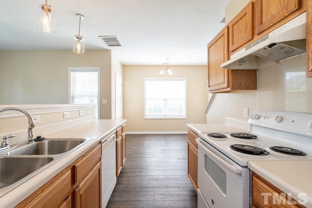 5816 Wynmore Road Raleigh, NC 27610 - Photo 13 of 30