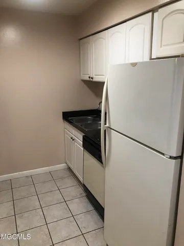 $69,000 | 3310 Washington Avenue, Unit 1318, Pascagoula, MS 39581