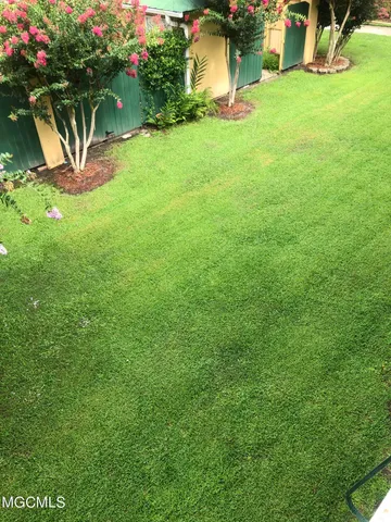 $69,000 | 3310 Washington Avenue, Unit 1318, Pascagoula, MS 39581