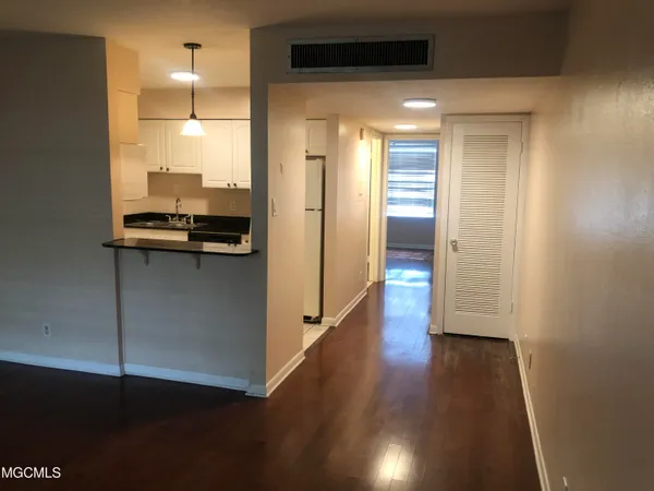 $69,000 | 3310 Washington Avenue, Unit 1318, Pascagoula, MS 39581