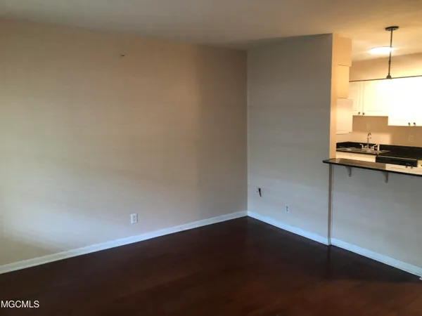 $69,000 | 3310 Washington Avenue, Unit 1318, Pascagoula, MS 39581