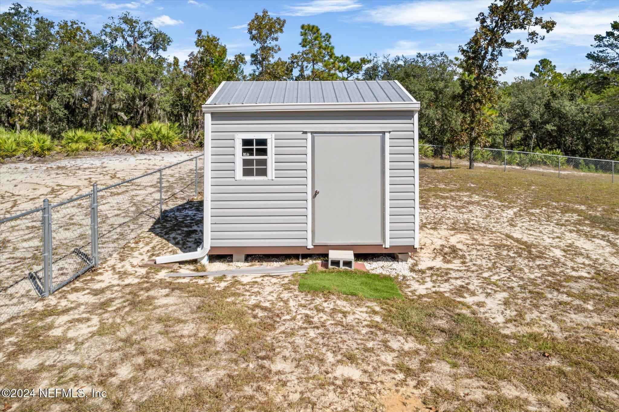 344 Songbird Road Palatka, FL 32177 - Photo 5 of 36 05-344 Songbird Rd - 11