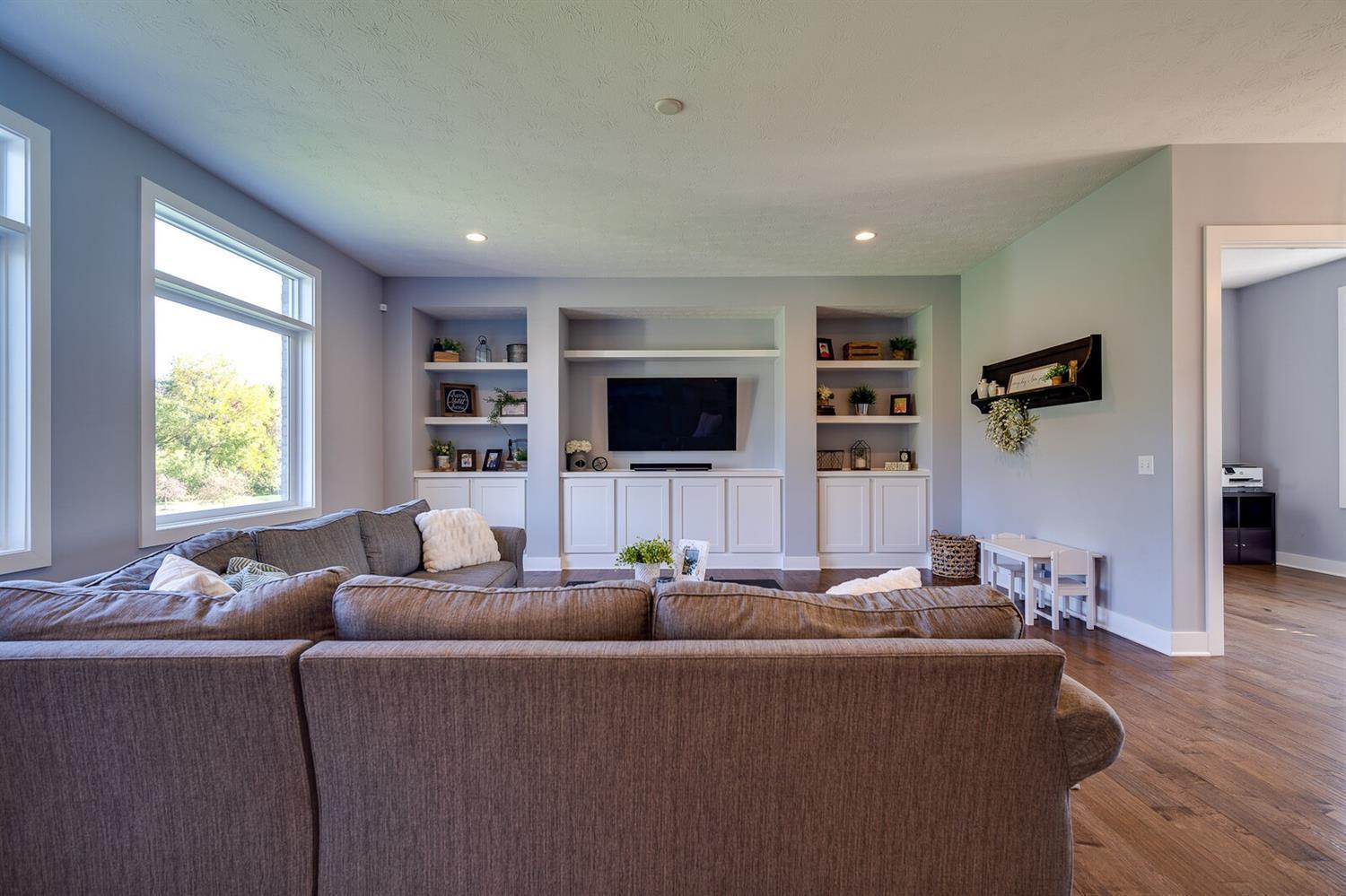 7978 Ivy Ridge Court Springboro, OH 45066 - Photo 11 of 50 Gallery Image 11