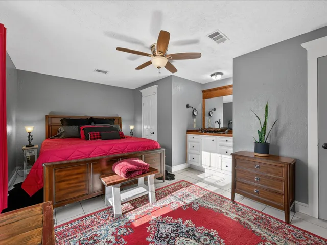 $399,500 | 10277 Champion Forest Loop, Conroe, TX 77303