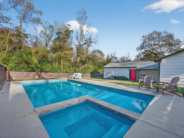 $399,500 | 10277 Champion Forest Loop, Conroe, TX 77303