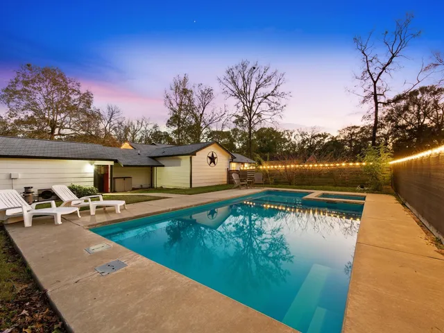 $399,500 | 10277 Champion Forest Loop, Conroe, TX 77303