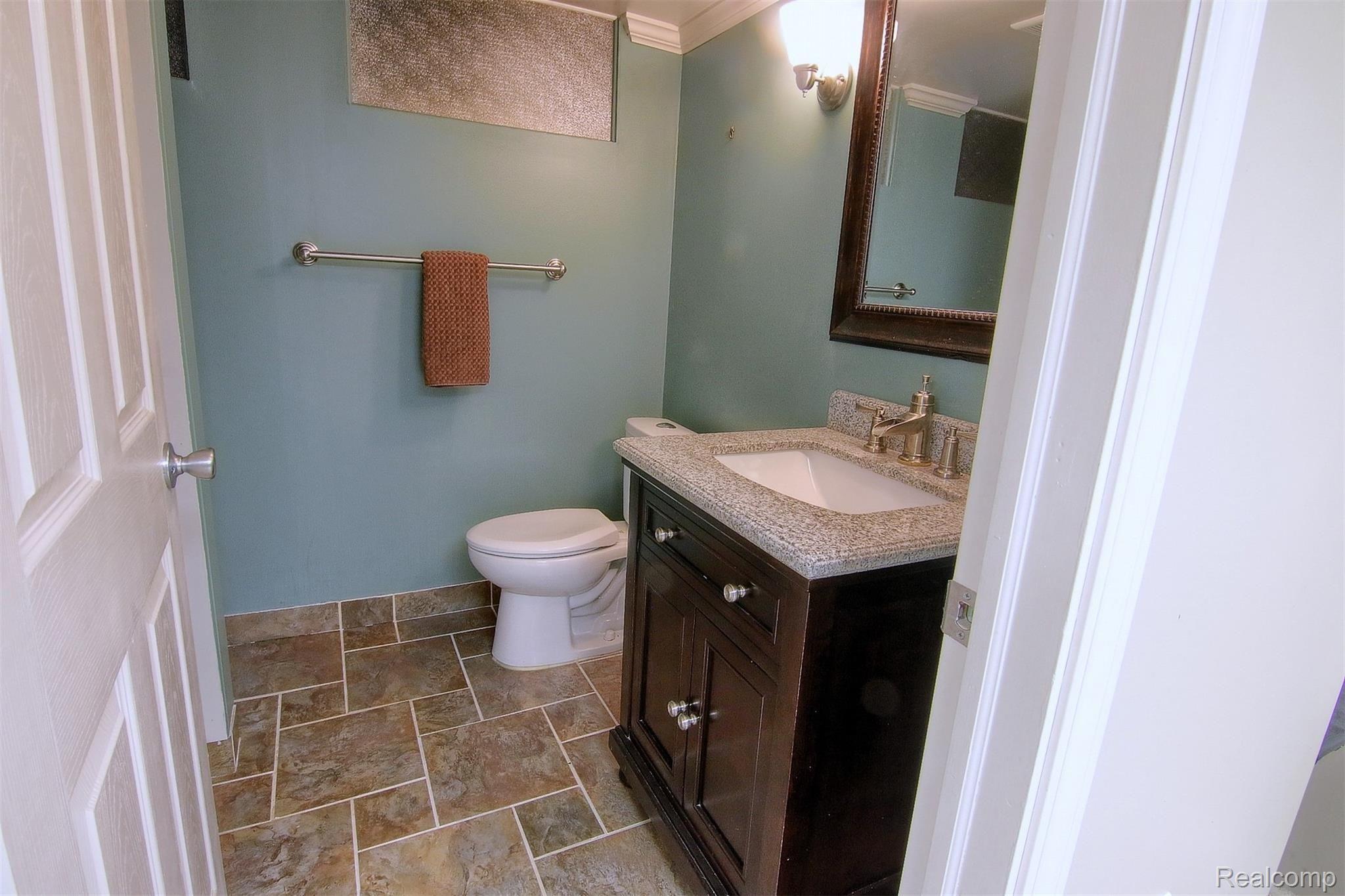 9810 Allen Road Allen Park, MI 48101 - Photo 22 of 32 23-Finished Lower Level Bathroom.jpg