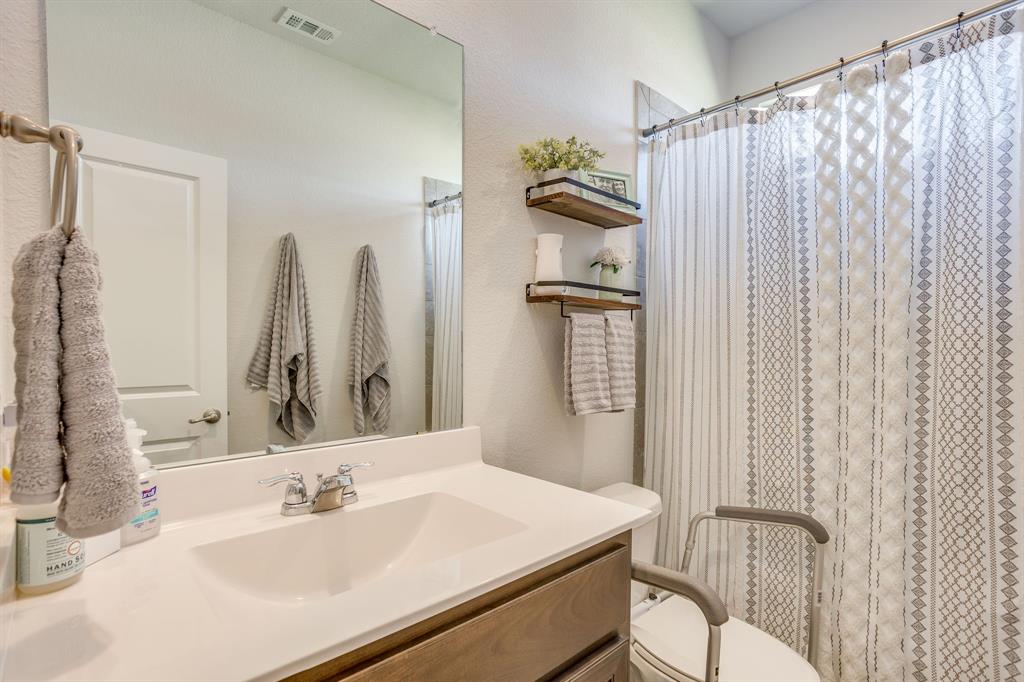 432 Windsail Lane Azle, TX 76020 - Photo 24 of 38 Gallery Image 24