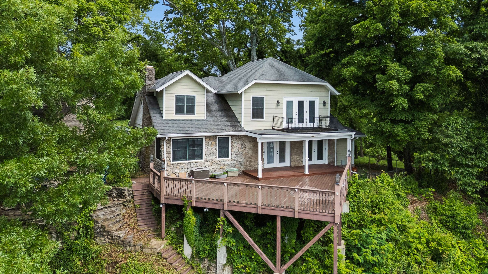 1007 Falls Avenue Madison, TN 37115 - Photo 3 of 81