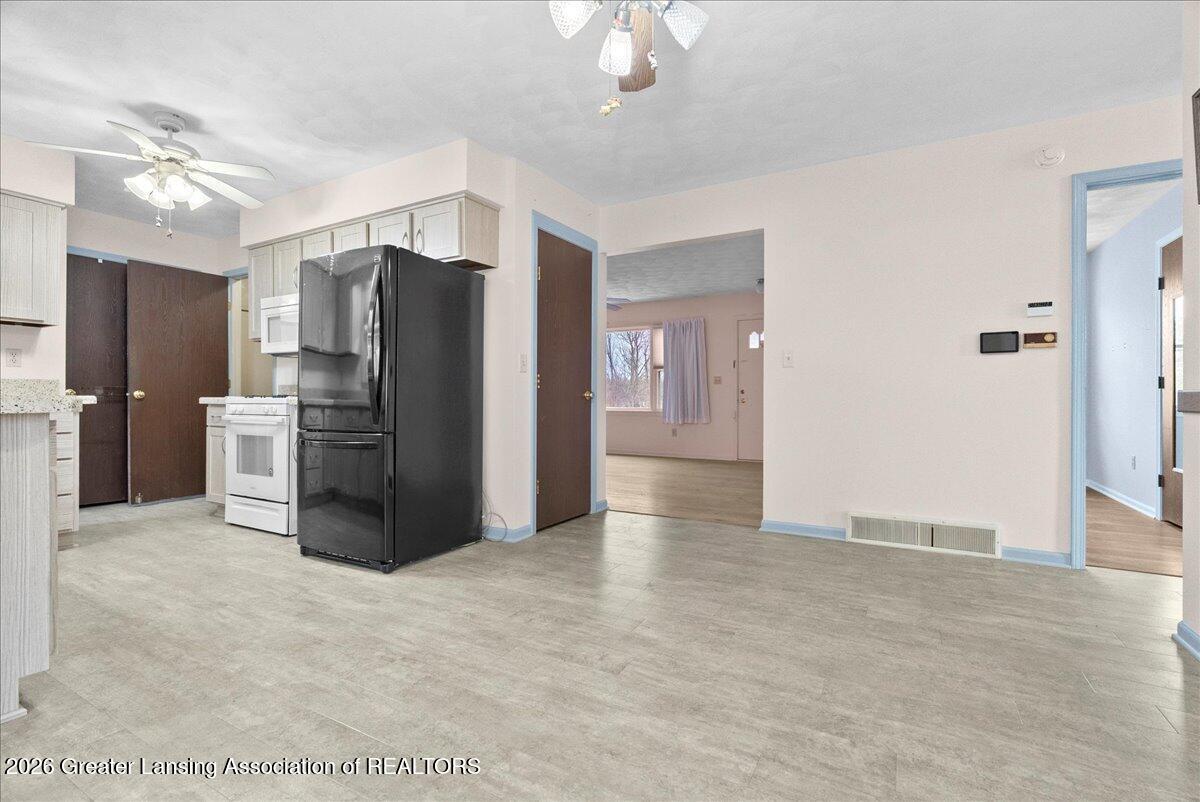 900 South Aurelius Road Mason, MI 48854 - Photo 26 of 64 26-Media Jett - 29