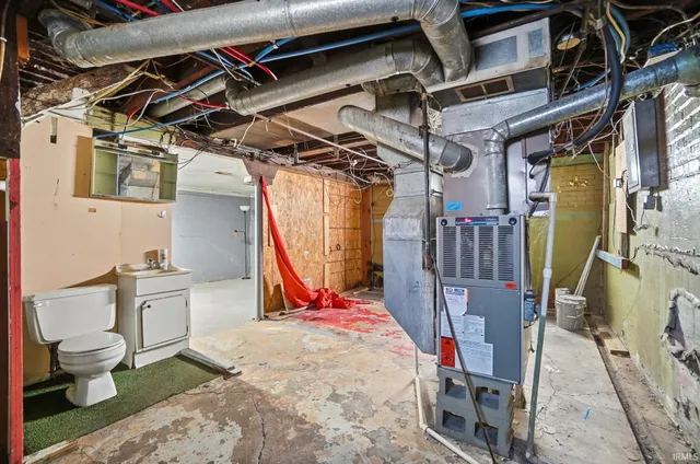 $169,000 | 2315 California Avenue, Fort Wayne, IN 46805