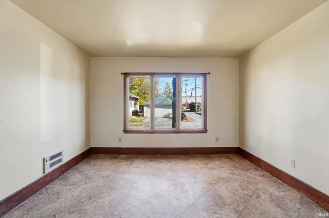 $169,000 | 2315 California Avenue, Fort Wayne, IN 46805