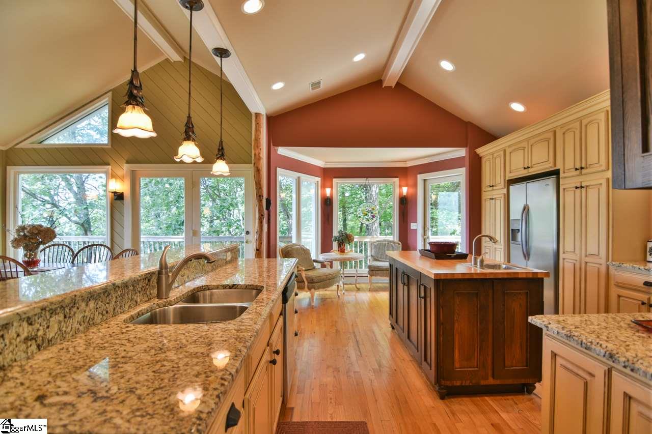 22 Chestnut Bluff Cleveland, SC 29635 - Photo 6 of 24 Gallery Image 6