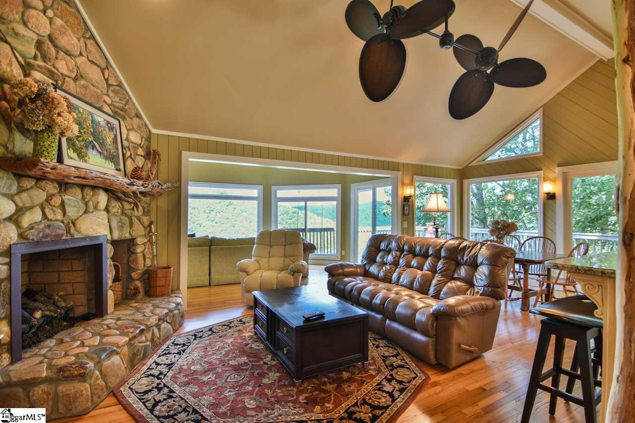 22 Chestnut Bluff Cleveland, SC 29635 - Photo 8 of 24 Gallery Image 8