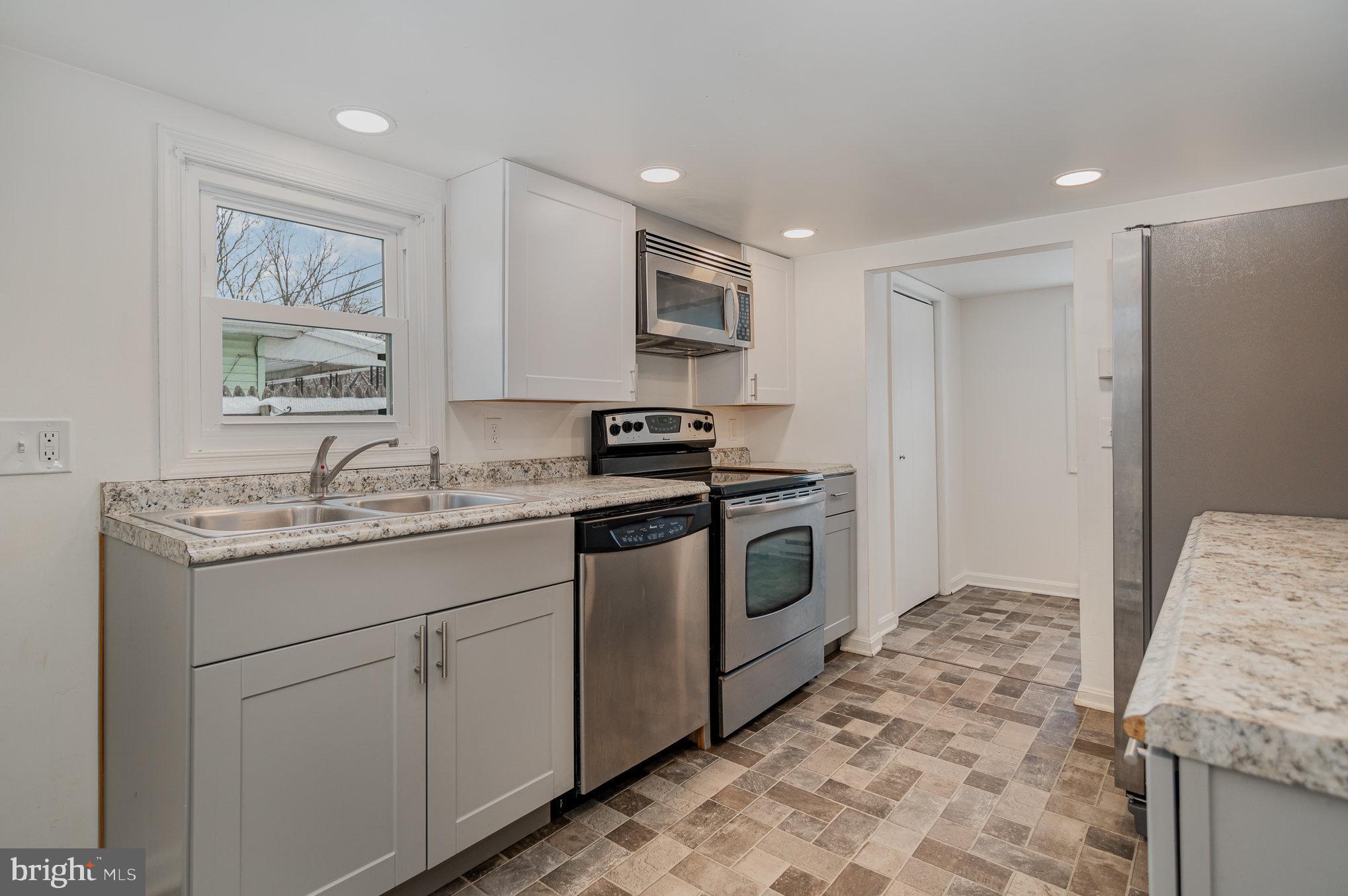32 Lititz Run Road Lititz, PA 17543 - Photo 8 of 26