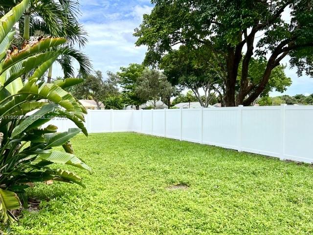 23260 New Coach Way Boca Raton, FL 33433 - Photo 15 of 17