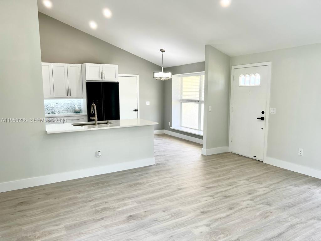 23260 New Coach Way Boca Raton, FL 33433 - Photo 5 of 17