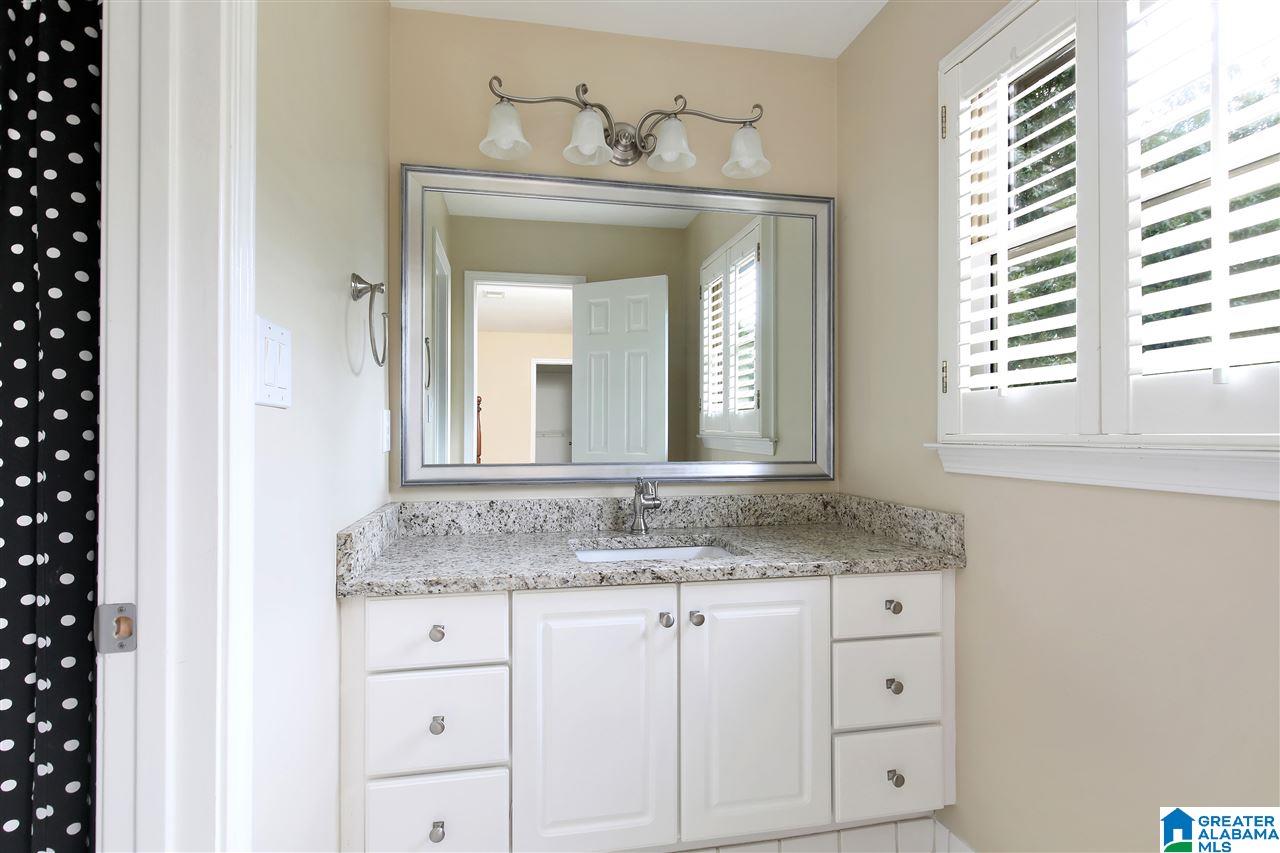 406 Woodward Road Trussville, AL 35173 - Photo 21 of 38